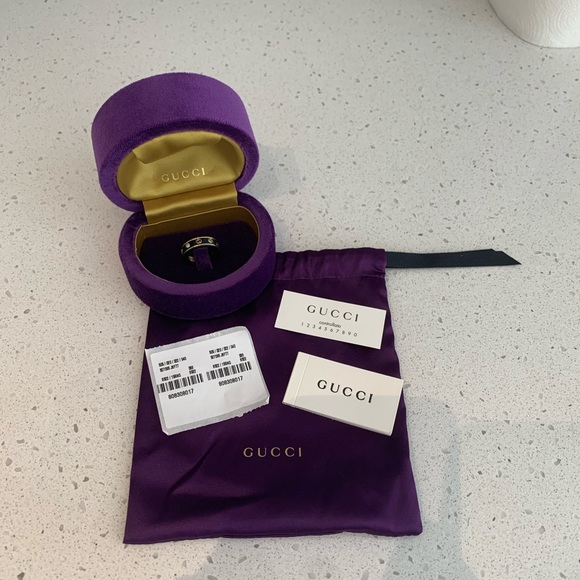 Authentic Gucci Ring - 18karat Gold - Picture 1 of 6